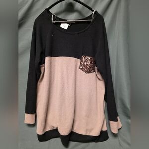 Women's BE Stage Black & Taupe Sweater, Size 1XL, Made in the USA